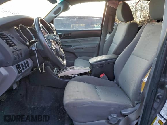 ✅ 2015 Toyota Tacoma • VIN: 3TMLU4EN9FM196765 • Лот: 95358835. Опубликован ранее на Copart с пробегом Не указан. Бесплатный доступ к архиву аукционных продаж из США и подробный отчёт об истории автомобиля на DreamBid. Изображение 7.