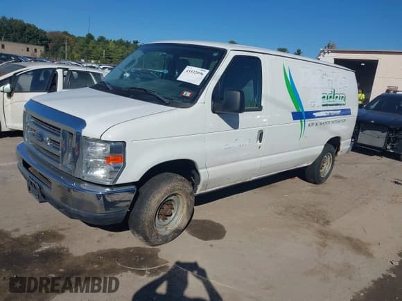 ✅ 2012 Ford Econoline Cargo Commercial • VIN: 1FTNE1EW2CDA17387 • Lot: 43332096. Wystawiony na IAAI z przebiegiem 166 180 mil. Bezpłatny archiwum sprzedaży aukcyjnych z USA i szczegółowy raport historii pojazdu na DreamBid. Zdjęcie 2.
