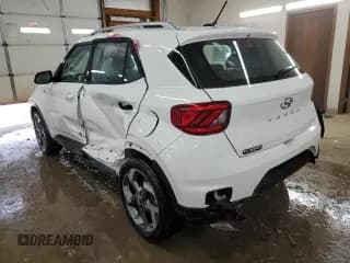 ✅ 2024 Hyundai Venue SEL • VIN: KMHRC8A3XRU331868 • Lot: 45522005. Wystawiony na Copart z przebiegiem 3 039 mil. Bezpłatny archiwum sprzedaży aukcyjnych z USA i szczegółowy raport historii pojazdu na DreamBid. Zdjęcie 2.