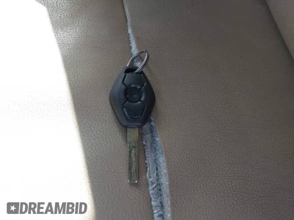 2000 BMW 3 Series 323Ci с VIN WBABM3347YJN84185, выставлен на аукционе IAAI как лот 41503159 с пробегом 164 152 миль миль и . История ставок и продаж доступна на DreamBid. Изображение 11.