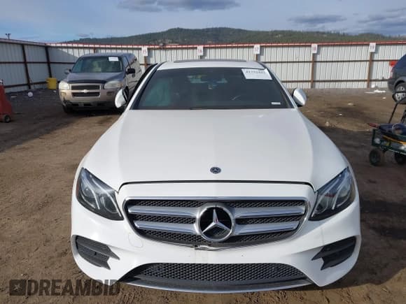 ✅ 2020 Mercedes-Benz E 350 • VIN: WDDZF8DB7LA752766 • Lot: 41752422. Listed on IAAI with 48,225 mi. Free auction sales archive from the USA and detailed vehicle history report at DreamBid. Image 11.
