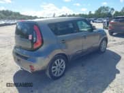 ✅ 2017 Kia Soul + • VIN: KNDJP3A51H7478488 • Лот: 43572304. Опубликован ранее на IAAI с пробегом 173 651 миль. Бесплатный доступ к архиву аукционных продаж из США и подробный отчёт об истории автомобиля на DreamBid. Изображение 4.