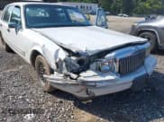 ✅ 1993 Lincoln Town Car Executive • VIN: 1LNLM81W6PY753476 • Lot: 43037822. Listed on IAAI with 122,061 mi. Free auction sales archive from the USA and detailed vehicle history report at DreamBid. Image 6.