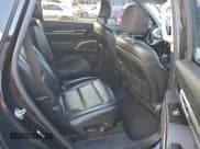 ✅ 2022 Kia Telluride S • VIN: 5XYP64HC5NG242187 • Lot: 94362425. Listed on Copart with Not provided. Free auction sales archive from the USA and detailed vehicle history report at DreamBid. Image 11.