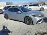 2021 Toyota Camry Hybrid SE с VIN 4T1G31AK7MU556263, выставлен на аукционе Copart как лот 84229075 с пробегом 104 650 миль миль и Списание • Salvage title. История ставок и продаж доступна на DreamBid. Изображение 4.