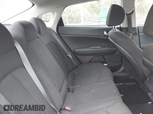 ✅ 2020 Kia Optima SE • VIN: 5XXGT4L39LG400984 • Lot: 41902479. Listed on IAAI with 110,982 mi. Free auction sales archive from the USA and detailed vehicle history report at DreamBid. Image 8.