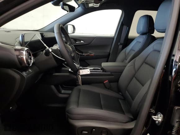 ✅ 2025 Chevrolet Equinox FWD LT • VIN: 3GNAXHEG9SL278350 • Lot: 61586475. Wystawiony na Copart z przebiegiem 307 mil. Bezpłatny archiwum sprzedaży aukcyjnych z USA i szczegółowy raport historii pojazdu na DreamBid. Zdjęcie 7.