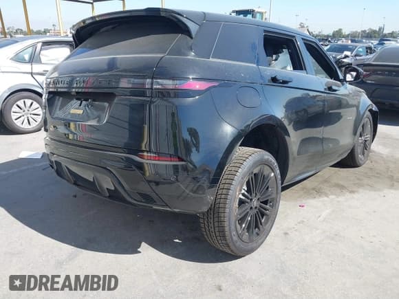 ✅ 2024 Land Rover Range Rover Evoque Dynamic SE • VIN: SALZL2FX3RH243422 • Lot: 40679814. Wystawiony na IAAI z przebiegiem 3 821 mil. Bezpłatny archiwum sprzedaży aukcyjnych z USA i szczegółowy raport historii pojazdu na DreamBid. Zdjęcie 4.
