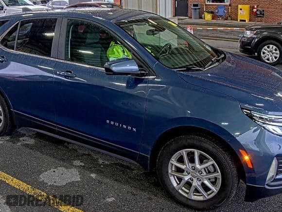 ✅ 2024 Chevrolet Equinox LT • VIN: 3GNAXTEG1RL201484 • Lot: 43678214. Wystawiony na IAAI z przebiegiem 55 448 mil. Bezpłatny archiwum sprzedaży aukcyjnych z USA i szczegółowy raport historii pojazdu na DreamBid. Zdjęcie 32.