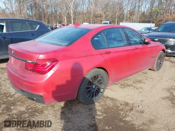 ✅ 2014 BMW 7 Series 750i xDrive • VIN: WBAYB6C55ED224496 • Lot: 41471012. Wystawiony na IAAI z przebiegiem 131 851 mil. Bezpłatny archiwum sprzedaży aukcyjnych z USA i szczegółowy raport historii pojazdu na DreamBid. Zdjęcie 4.