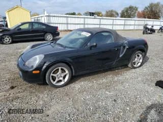 ✅ 2000 Toyota MR2 • VIN: JTDFR3203Y0022049 • Лот: 91112345. Опубликован ранее на Copart с пробегом 139 309 миль. Бесплатный доступ к архиву аукционных продаж из США и подробный отчёт об истории автомобиля на DreamBid. Изображение 1.
