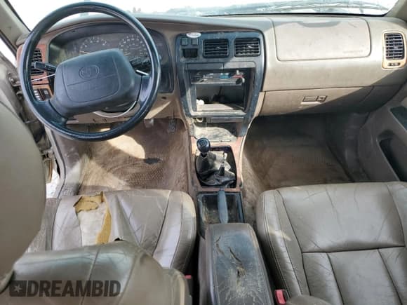 ✅ 1997 Toyota 4Runner • VIN: JT3HM84R5V0021856 • Лот: 83771235. Опубликован ранее на Copart с пробегом 183 468 миль. Бесплатный доступ к архиву аукционных продаж из США и подробный отчёт об истории автомобиля на DreamBid. Изображение 8.