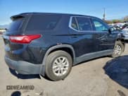 ✅ 2018 Chevrolet Traverse LS • VIN: 1GNERFKW6JJ249616 • Lot: 95398895. Wystawiony na Copart z przebiegiem 97 409 mil. Bezpłatny archiwum sprzedaży aukcyjnych z USA i szczegółowy raport historii pojazdu na DreamBid. Zdjęcie 3.