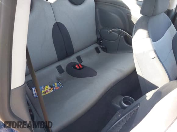 ✅ 2005 MINI Hardtop S • VIN: WMWRE33465TD95588 • Lot: 41440652. Listed on IAAI with 121,363 mi. Free auction sales archive from the USA and detailed vehicle history report at DreamBid. Image 8.