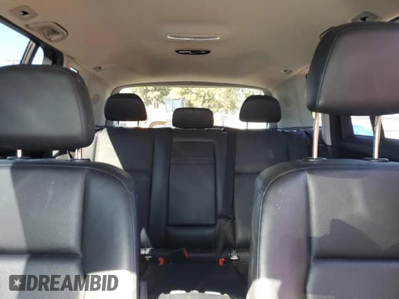 ✅ 2013 Mercedes-Benz GLK 350 • VIN: WDCGG8JB4DG028528 • Lot: 90092745. Listed on Copart with 136,622 mi. Free auction sales archive from the USA and detailed vehicle history report at DreamBid. Image 10.