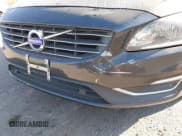 ✅ 2016 Volvo S60 T6 Drive-E • VIN: YV149MFK6G2395690 • Lot: 40634896. Wystawiony na IAAI z przebiegiem 130 833 mil. Bezpłatny archiwum sprzedaży aukcyjnych z USA i szczegółowy raport historii pojazdu na DreamBid. Zdjęcie 17.