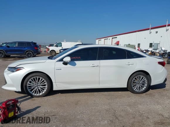 ✅ 2021 Toyota Avalon Limited Hybrid • VIN: 4T1DA1AB3MU007961 • Lot: 43446129. Wystawiony na IAAI z przebiegiem 30 285 mil. Bezpłatny archiwum sprzedaży aukcyjnych z USA i szczegółowy raport historii pojazdu na DreamBid. Zdjęcie 14.