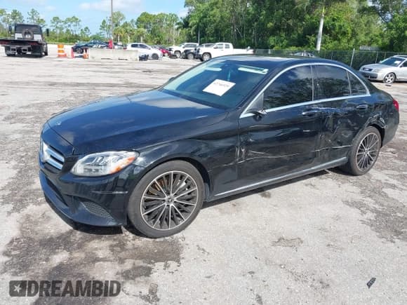 ✅ 2021 Mercedes-Benz C 300 • VIN: W1KWF8DB3MR645770 • Лот: 42746929. Опубликован ранее на IAAI с пробегом 69 611 миль. Бесплатный доступ к архиву аукционных продаж из США и подробный отчёт об истории автомобиля на DreamBid. Изображение 17.