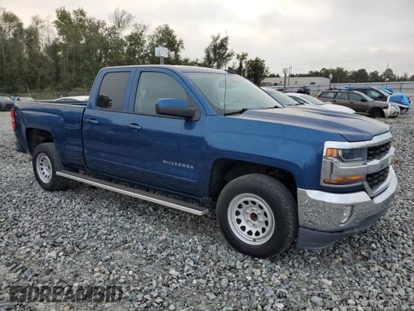 ✅ 2019 Chevrolet Silverado 1500 LT • VIN: 2GCRCPEC3K1126922 • Lot: 89777075. Wystawiony na Copart z przebiegiem 176 402 mil. Bezpłatny archiwum sprzedaży aukcyjnych z USA i szczegółowy raport historii pojazdu na DreamBid. Zdjęcie 4.
