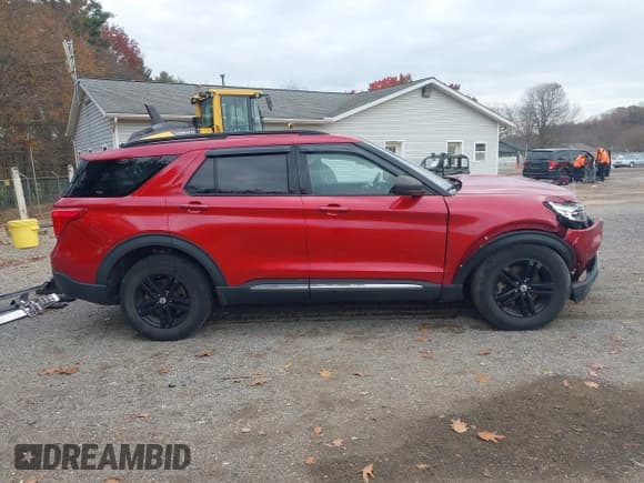 ✅ 2021 Ford Explorer XLT • VIN: 1FMSK8DH7MGA54146 • Lot: 43672799. Wystawiony na IAAI z przebiegiem 30 787 mil. Bezpłatny archiwum sprzedaży aukcyjnych z USA i szczegółowy raport historii pojazdu na DreamBid. Zdjęcie 14.