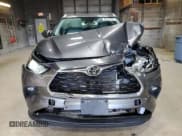 ✅ 2024 Toyota Highlander LE • VIN: 5TDKDRBH6RS546798 • Lot: 89616505. Wystawiony na Copart z przebiegiem 18 206 mil. Bezpłatny archiwum sprzedaży aukcyjnych z USA i szczegółowy raport historii pojazdu na DreamBid. Zdjęcie 5.