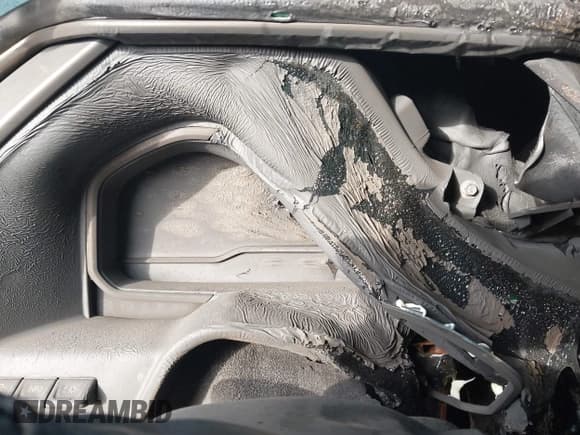 ✅ 2024 GMC Sierra 1500 AT4 • VIN: 3GTUUEE87RG362675 • Лот: 43015840. Опубликован ранее на IAAI с пробегом 31 187 миль. Бесплатный доступ к архиву аукционных продаж из США и подробный отчёт об истории автомобиля на DreamBid. Изображение 7.