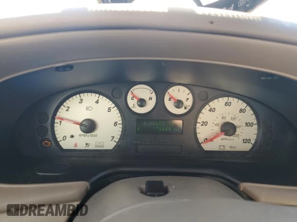 ✅ 2005 Mercury Sable LS • VIN: 1MEFM55SX5A614611 • Lot: 91575015. Listed on Copart with 174,449 mi. Free auction sales archive from the USA and detailed vehicle history report at DreamBid. Image 9.