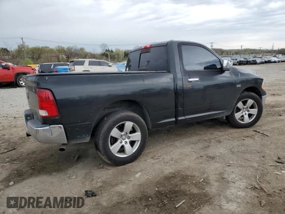 ✅ 2010 Dodge 1500 ST • VIN: 3D7JB1ET9AG111270 • Lot: 52780935. Wystawiony na Copart z przebiegiem 193 015 mil. Bezpłatny archiwum sprzedaży aukcyjnych z USA i szczegółowy raport historii pojazdu na DreamBid. Zdjęcie 3.