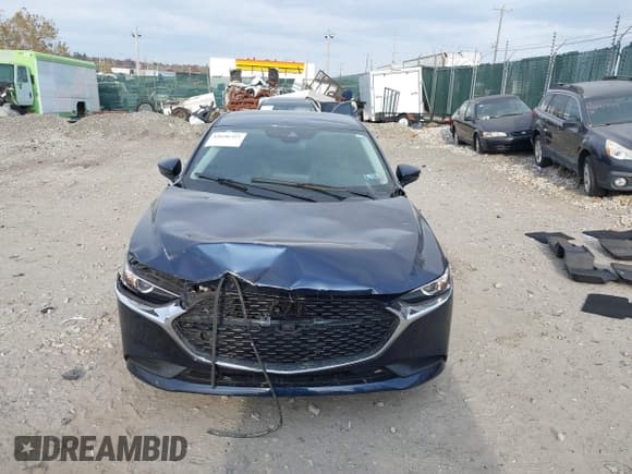 ✅ 2022 Mazda 3 Select • VIN: 3MZBPABL3NM309450 • Lot: 43650319. Listed on IAAI with 32,846 mi. Free auction sales archive from the USA and detailed vehicle history report at DreamBid. Image 12.