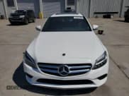 ✅ 2020 Mercedes-Benz C 300 • VIN: W1KWF8DB9LR570667 • Lot: 70351355. Wystawiony na Copart z przebiegiem 95 471 mil. Bezpłatny archiwum sprzedaży aukcyjnych z USA i szczegółowy raport historii pojazdu na DreamBid. Zdjęcie 5.