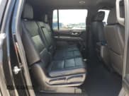 ✅ 2023 Chevrolet Suburban LT • VIN: 1GNSCCKD5PR148949 • Лот: 61658625. Опубликован ранее на Copart с пробегом 103 447 миль. Бесплатный доступ к архиву аукционных продаж из США и подробный отчёт об истории автомобиля на DreamBid. Изображение 11.