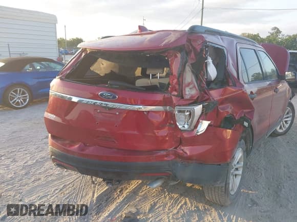 ✅ 2016 Ford Explorer • VIN: 1FM5K7B88GGC55004 • Лот: 42001657. Опубликован ранее на IAAI с пробегом 125 707 миль. Бесплатный доступ к архиву аукционных продаж из США и подробный отчёт об истории автомобиля на DreamBid. Изображение 6.