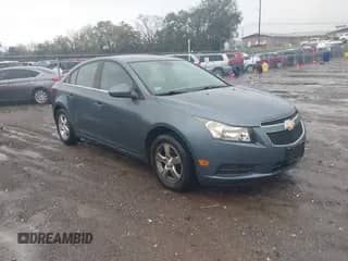 2012 Chevrolet Cruze 1LT z VIN 1G1PF5SC5C7363867, wystawiony jako IAAI lot #43579046 z przebiegiem 143 423 mil mil oraz . Historia ofert i sprzedaży dostępna na DreamBid. Obrazek 1.