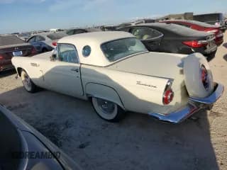 ✅ 1956 Ford Thunderbird • VIN: P6FH294352 • Лот: 75045584. Опубликован ранее на Copart с пробегом 87 726 миль. Бесплатный доступ к архиву аукционных продаж из США и подробный отчёт об истории автомобиля на DreamBid. Изображение 2.