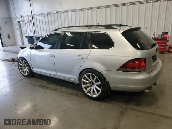 ✅ 2010 Volkswagen Jetta TDI • VIN: 3VWTL7AJ7AM663002 • Lot: 65003524. Listed on Copart with 228,101 mi. Free auction sales archive from the USA and detailed vehicle history report at DreamBid. Image 2.