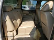 ✅ 2013 Chevrolet Silverado 2500HD LTZ • VIN: 1GC1KYC8XDF168990 • Lot: 68186295. Wystawiony na Copart z przebiegiem 335 701 mil. Bezpłatny archiwum sprzedaży aukcyjnych z USA i szczegółowy raport historii pojazdu na DreamBid. Zdjęcie 10.