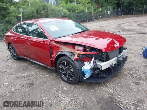 2024 Hyundai Sonata SEL с VIN KMHL64JA3RA390783, выставлен на аукционе IAAI как лот 43167594 с пробегом 7 976 миль миль и . История ставок и продаж доступна на DreamBid. Изображение 1.