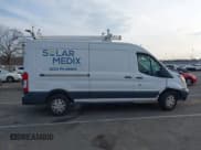 ✅ 2018 Ford Transit • VIN: 1FTYE2CM5JKA08955 • Lot: 41784665. Wystawiony na IAAI z przebiegiem 171 357 mil. Bezpłatny archiwum sprzedaży aukcyjnych z USA i szczegółowy raport historii pojazdu na DreamBid. Zdjęcie 13.