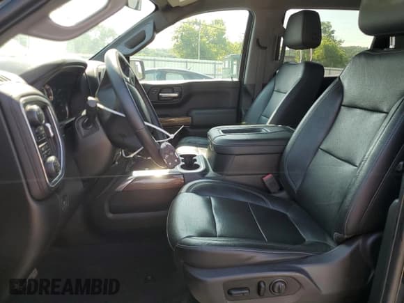 ✅ 2022 Chevrolet Silverado 1500 LT Trail Boss • VIN: 1GCPYFED7NZ192252 • Lot: 65614375. Wystawiony na Copart z przebiegiem 59 207 mil. Bezpłatny archiwum sprzedaży aukcyjnych z USA i szczegółowy raport historii pojazdu na DreamBid. Zdjęcie 7.