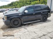 ✅ 2002 Cadillac Escalade • VIN: 1GYEK63NX2R214559 • Lot: 65007924. Wystawiony na Copart z przebiegiem 242 738 mil. Bezpłatny archiwum sprzedaży aukcyjnych z USA i szczegółowy raport historii pojazdu na DreamBid. Zdjęcie 1.