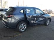 ✅ 2024 Honda HR-V LX • VIN: 3CZRZ1H30RM758426 • Лот: 43634901. Опубликован ранее на IAAI с пробегом 8 323 миль. Бесплатный доступ к архиву аукционных продаж из США и подробный отчёт об истории автомобиля на DreamBid. Изображение 4.