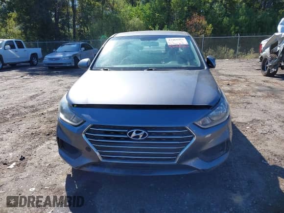 2019 Hyundai Accent SE z VIN 3KPC24A38KE080617, wystawiony jako IAAI lot #43469463 z przebiegiem 156 782 mil mil oraz . Historia ofert i sprzedaży dostępna na DreamBid. Obrazek 12.