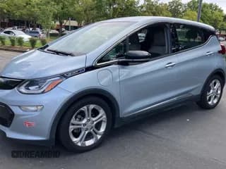 ✅ 2018 Chevrolet Bolt EV LT • VIN: 1G1FW6S09J4133660 • Lot: 75744824. Wystawiony na Copart z przebiegiem 202 088 mil. Bezpłatny archiwum sprzedaży aukcyjnych z USA i szczegółowy raport historii pojazdu na DreamBid. Zdjęcie 2.