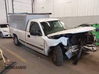 ✅ 2000 Chevrolet Silverado 1500 LS • VIN: 1GCEC14T3YE149007 • Lot: 41572946. Listed on IAAI with Not provided. Free auction sales archive from the USA and detailed vehicle history report at DreamBid. Image 1.