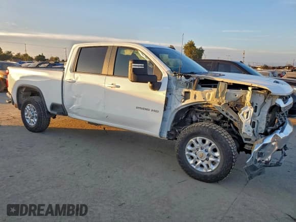 ✅ 2021 Chevrolet Silverado 2500HD LT • VIN: 1GC1YNEY5MF311502 • Лот: 95720085. Опубликован ранее на Copart с пробегом 112 836 миль. Бесплатный доступ к архиву аукционных продаж из США и подробный отчёт об истории автомобиля на DreamBid. Изображение 4.