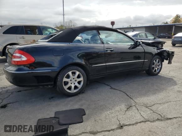 ✅ 2004 Mercedes-Benz CLK 320 • VIN: WDBTK65G24T005185 • Лот: 86676495. Опубликован ранее на Copart с пробегом 81 880 миль. Бесплатный доступ к архиву аукционных продаж из США и подробный отчёт об истории автомобиля на DreamBid. Изображение 3.