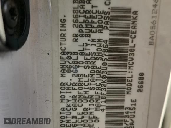 ✅ 2003 Toyota Camry LE • VIN: 4T1BF32K03U057864 • Lot: 89484355. Wystawiony na Copart z przebiegiem 205 753 mil. Bezpłatny archiwum sprzedaży aukcyjnych z USA i szczegółowy raport historii pojazdu na DreamBid. Zdjęcie 13.