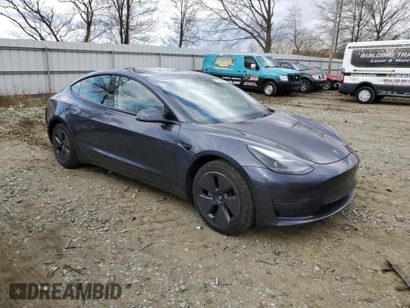 ✅ 2023 Tesla Model 3 • VIN: 5YJ3E1EA2PF550088 • Lot: 50633315. Wystawiony na Copart z przebiegiem 45 221 mil. Bezpłatny archiwum sprzedaży aukcyjnych z USA i szczegółowy raport historii pojazdu na DreamBid. Zdjęcie 4.