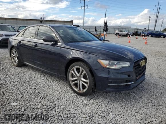 ✅ 2013 Audi S6 • VIN: WAUF2BFC6DN049422 • Lot: 85528675. Wystawiony na Copart z przebiegiem 118 396 mil. Bezpłatny archiwum sprzedaży aukcyjnych z USA i szczegółowy raport historii pojazdu na DreamBid. Zdjęcie 4.