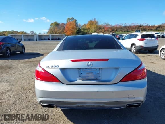 ✅ 2013 Mercedes-Benz SL 550 • VIN: WDDJK7DA7DF011788 • Lot: 43500011. Wystawiony na IAAI z przebiegiem 153 895 mil. Bezpłatny archiwum sprzedaży aukcyjnych z USA i szczegółowy raport historii pojazdu na DreamBid. Zdjęcie 16.